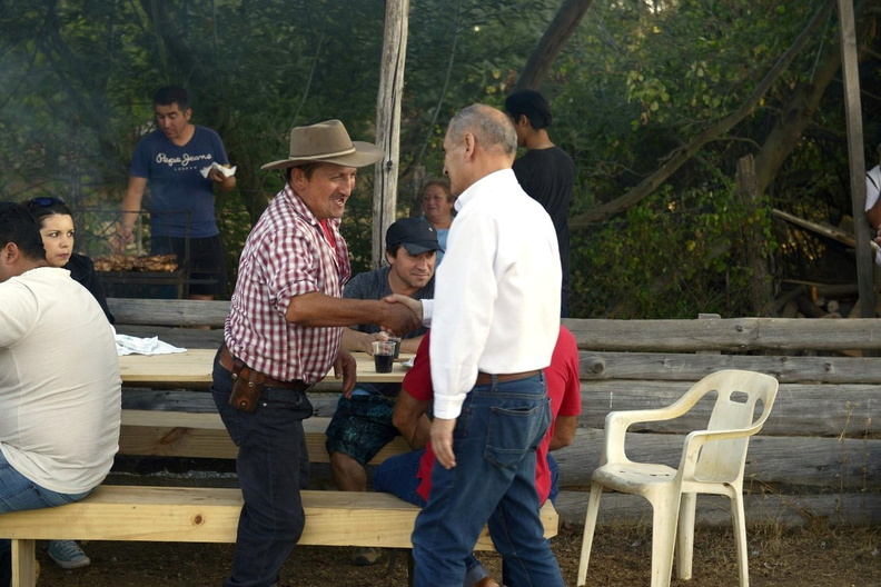 Vecinos de tejería y alrededores fueron saludados por el Alcalde en la tradicional Fiesta del Carbón 03-02-2020 (14).jpg