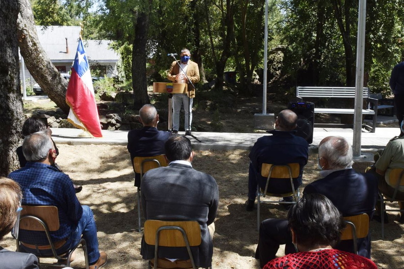 Ceremonia de inauguración de la remodelación de la Plaza de Los Lleuques 18-11-2020 (12)