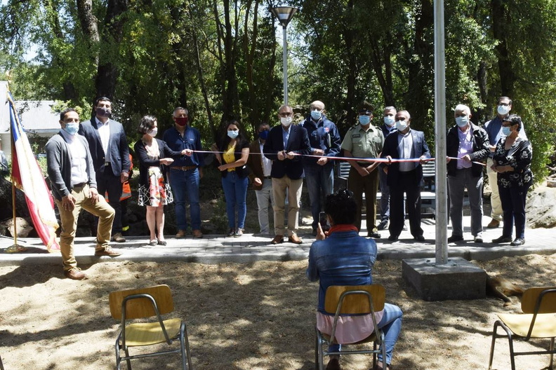 Ceremonia de inauguración de la remodelación de la Plaza de Los Lleuques 18-11-2020 (14).jpg