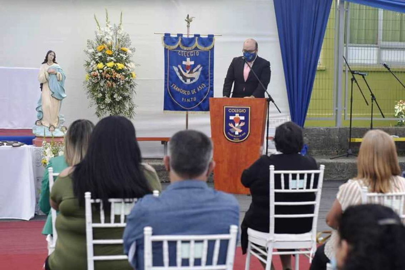 Ceremonia de licenciamiento de cuartos medios del Colegio Francisco de Asís 18-12-2020 (47).jpg