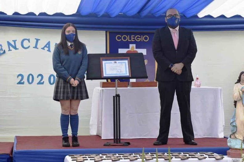 Ceremonia de licenciamiento de cuartos medios del Colegio Francisco de Asís 18-12-2020 (52).jpg