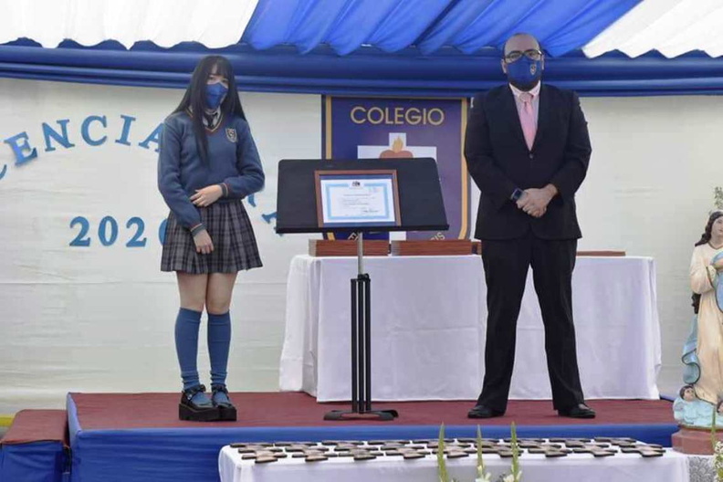 Ceremonia de licenciamiento de cuartos medios del Colegio Francisco de Asís 18-12-2020 (59).jpg