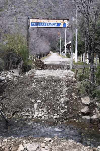 Puente caído del sector de Las Trancas, fue reparado 16-06-2021 (1).jpg