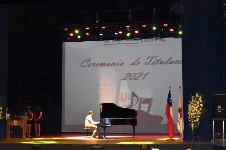 Ceremonia de Titulación del Instituto Profesional Diego Portales 08-11-2021 (4)