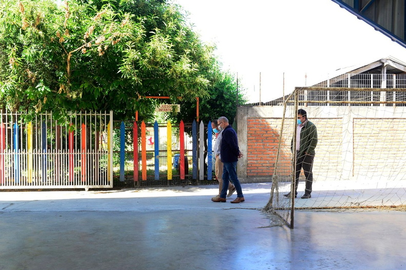 Reconstrucción de dos aulas en la Escuela Puerta de la Cordillera 16-12-2021-3 (4)