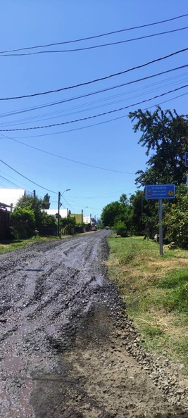 Se iniciaron los trabajos de aplicación de matapolvo a caminos municipales de la comuna 16-12-2021-4 (6)