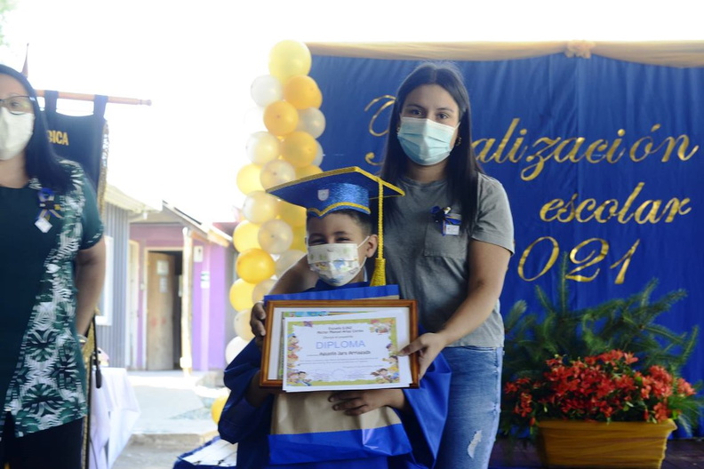 Graduación de la Escuela Héctor Manuel Arias Cortés del Ciruelito 19-12-2021 (14)