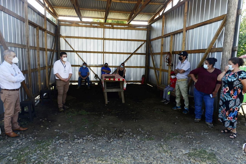 Entrega de terrenos para la obra de abasto individual de agua potable para sectores de Los Hoyos y Pincura 26-02-2022 (10).jpg