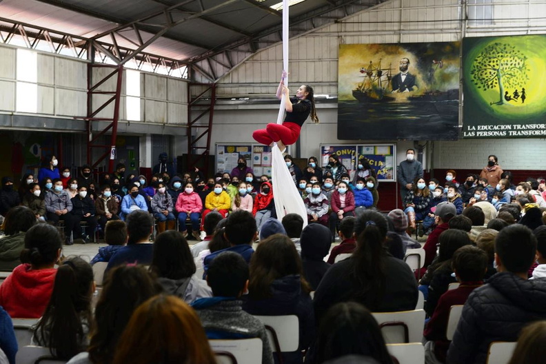 Intervención artística Circense fue realizada en la escuela Puerta de la Cordillera 25-04-2022 (9)