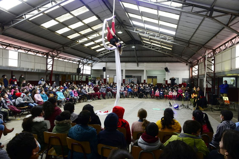 Intervención artística Circense fue realizada en la escuela Puerta de la Cordillera 25-04-2022 (13)
