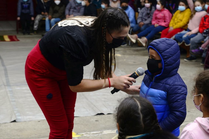 Intervención artística Circense fue realizada en la escuela Puerta de la Cordillera 25-04-2022 (30)