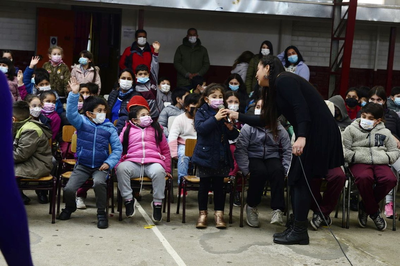 Intervención artística Circense fue realizada en la escuela Puerta de la Cordillera 25-04-2022 (32)