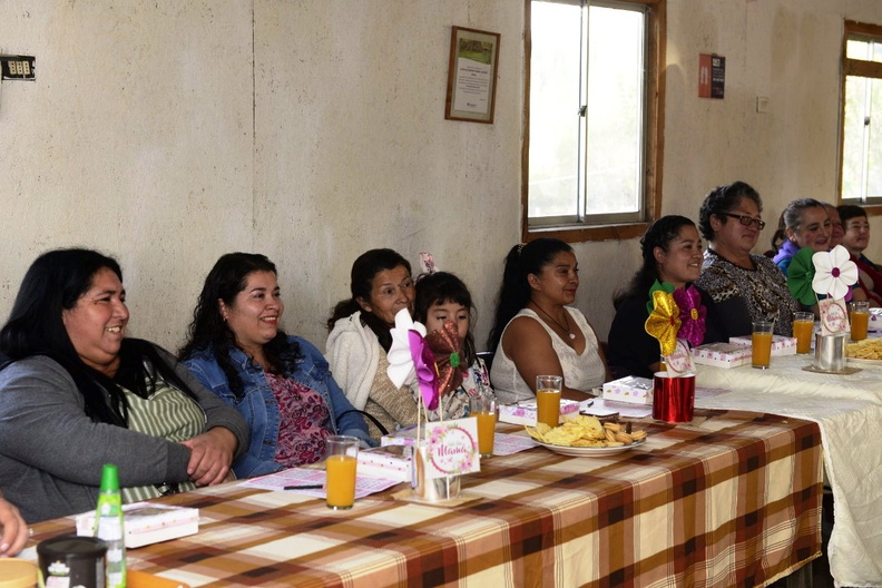 Celebración Día de la Madre en Tejería Lluanco 09-05-2022 (5)