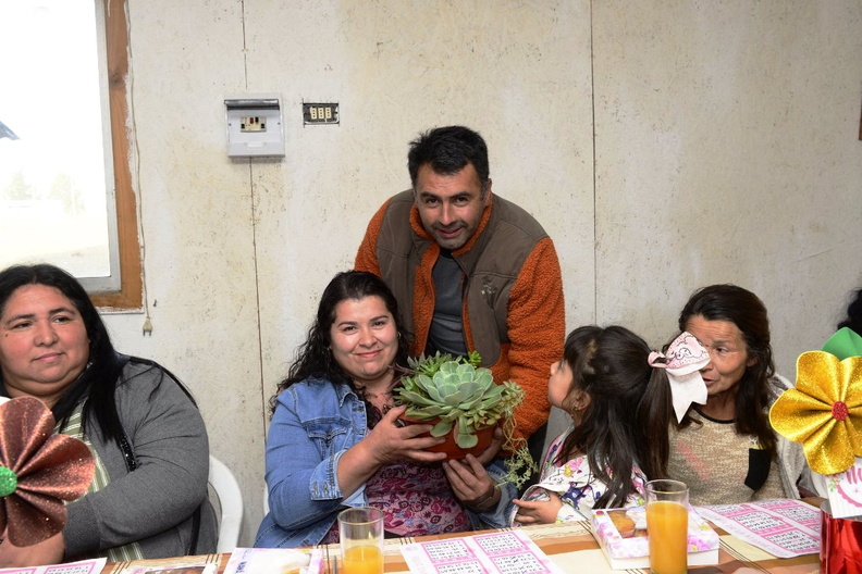 Celebración Día de la Madre en Tejería Lluanco 09-05-2022 (12).jpg