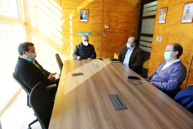 Alcalde sostuvo importante reunión con altos representantes de COPELEC 18-05-2022 (1)
