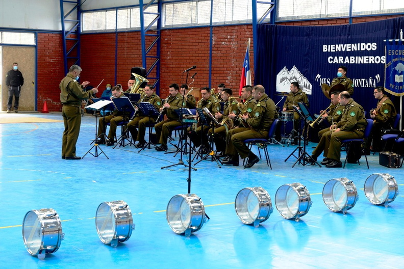 Banda escolar de Recinto y la Banda Instrumental de Suboficiales de Carabineros se presentaron en la escuela José Toha Soldevila 05-09-2022 (1)