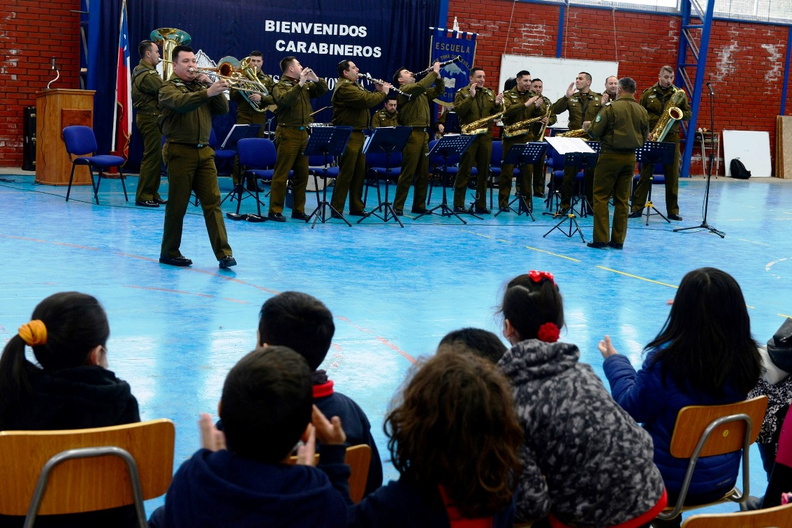 Banda escolar de Recinto y la Banda Instrumental de Suboficiales de Carabineros se presentaron en la escuela José Toha Soldevila 05-09-2022 (6).jpg
