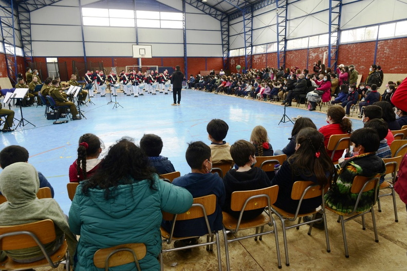 Banda escolar de Recinto y la Banda Instrumental de Suboficiales de Carabineros se presentaron en la escuela José Toha Soldevila 05-09-2022 (12).jpg