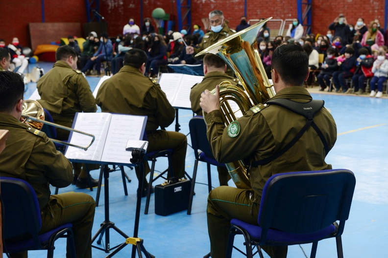 Banda escolar de Recinto y la Banda Instrumental de Suboficiales de Carabineros se presentaron en la escuela José Toha Soldevila 05-09-2022 (23).jpg