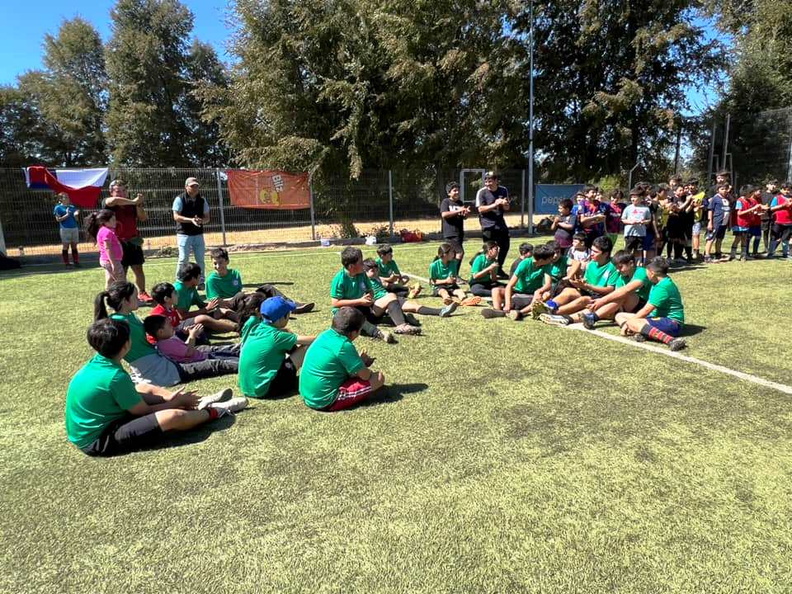 Encuentros deportivos realizados por las escuelas de fútbol de niños y niñas de Pinto 25-03-2023 (6)