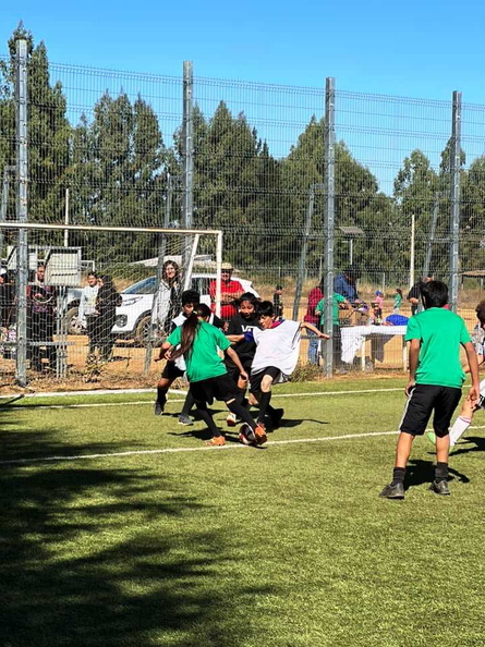 Encuentros deportivos realizados por las escuelas de fútbol de niños y niñas de Pinto 25-03-2023 (23)