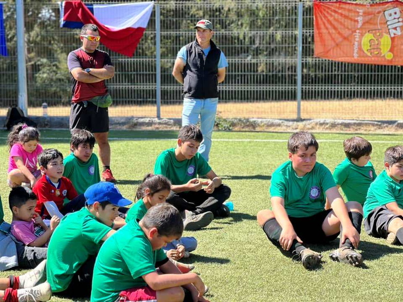 Encuentros deportivos realizados por las escuelas de fútbol de niños y niñas de Pinto 25-03-2023 (31)