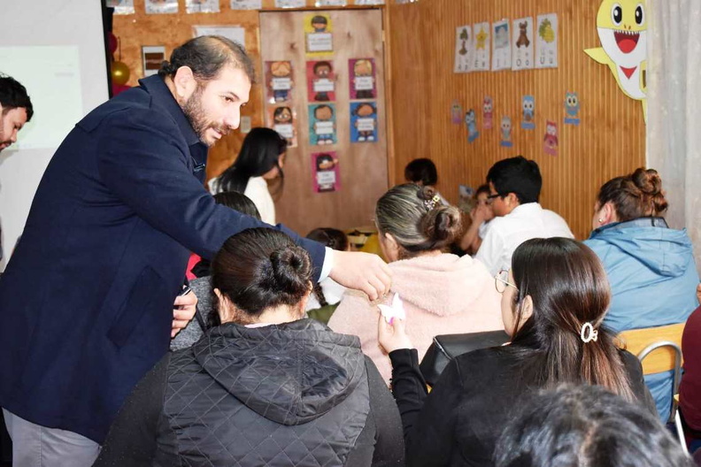 Oficina Local de la Infancia junto a Chile Crece Contigo celebraron a las mamitas de la Escuela Santa Eduviges 12-05-2023 (5)