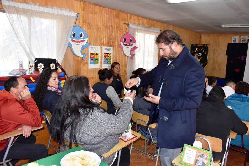 Oficina Local de la Infancia junto a Chile Crece Contigo celebraron a las mamitas de la Escuela Santa Eduviges 12-05-2023 (6)