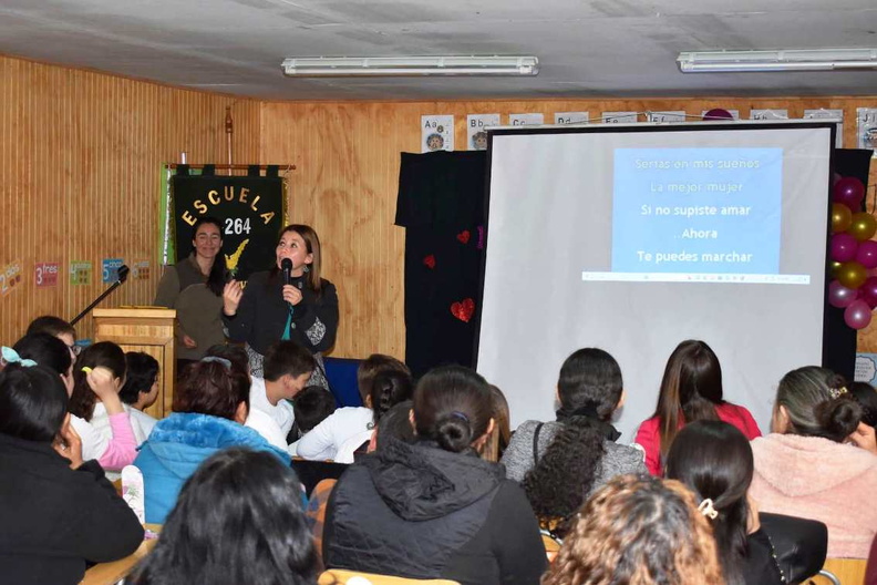 Oficina Local de la Infancia junto a Chile Crece Contigo celebraron a las mamitas de la Escuela Santa Eduviges 12-05-2023 (14).jpg