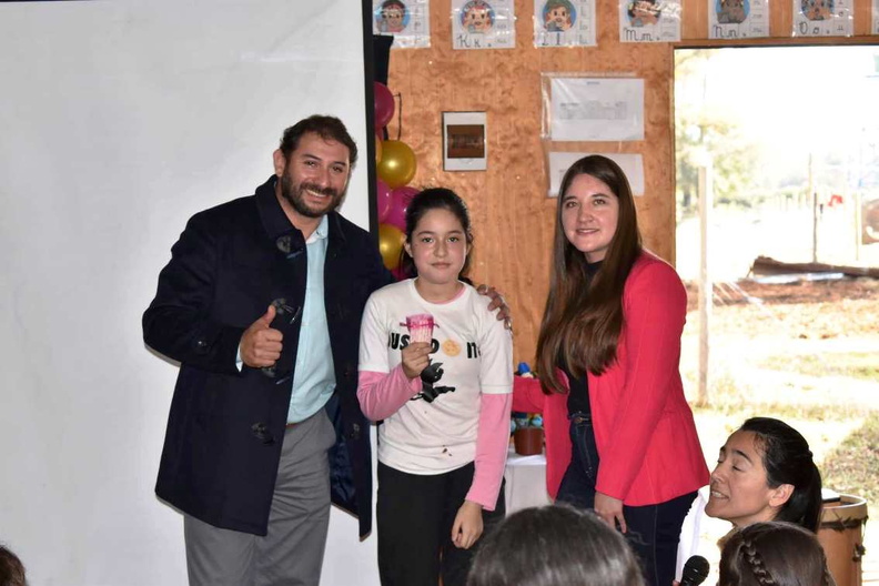 Oficina Local de la Infancia junto a Chile Crece Contigo celebraron a las mamitas de la Escuela Santa Eduviges 12-05-2023 (15).jpg
