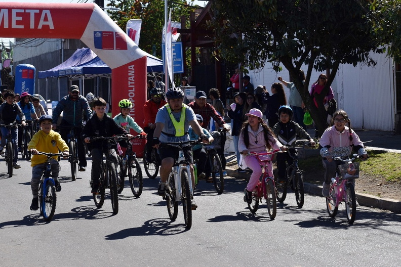 Cicletada Familiar organizada por la Escuela Puerta de la Cordillera 16-10-2023 (23)