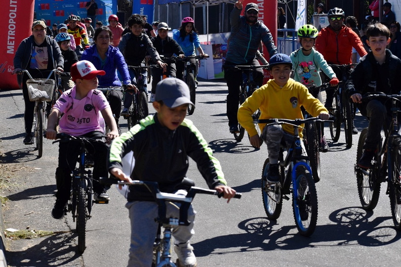 Cicletada Familiar organizada por la Escuela Puerta de la Cordillera 16-10-2023 (25)