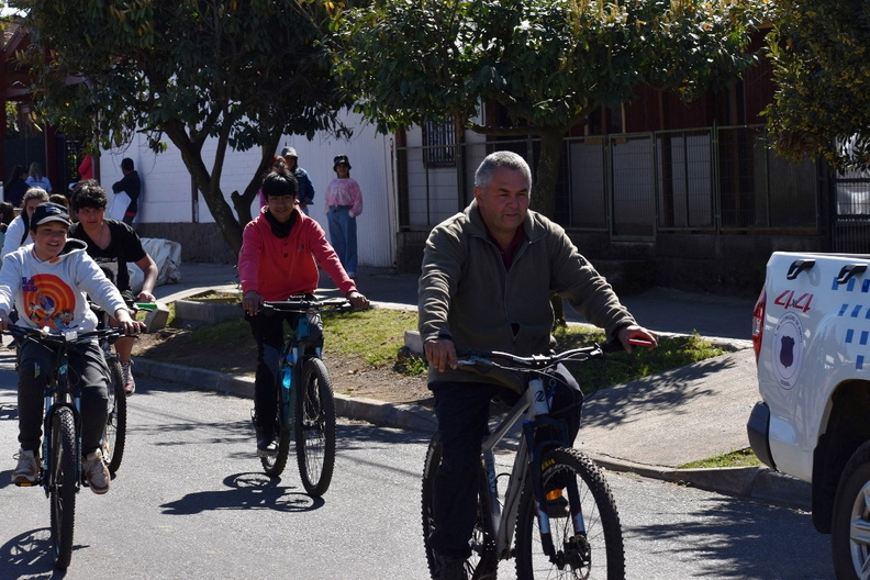 Cicletada Familiar organizada por la Escuela Puerta de la Cordillera 16-10-2023 (39).jpg