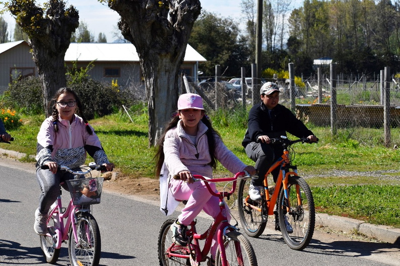 Cicletada Familiar organizada por la Escuela Puerta de la Cordillera 16-10-2023 (55).jpg