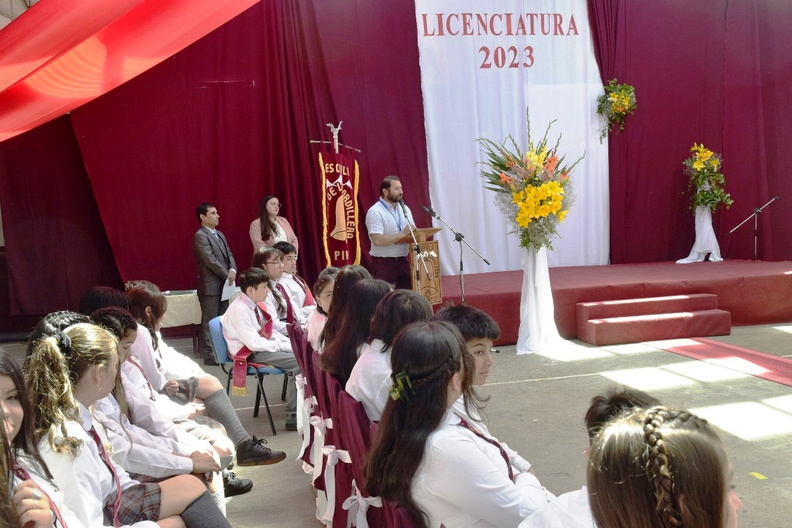 Licenciatura de octavos básicos Escuela Puerta de la Cordillera 2023 22-12-2023 (202)