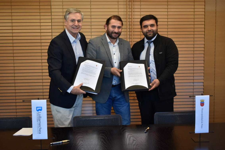 Firma de convenio de apoyo entre municipios de Pinto y Lo Barnechea 11-04-2024 (1).jpg