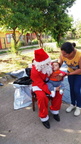 Viejito Pascuero continúa entrega de regalos en Pinto 18-12-2019 (149)