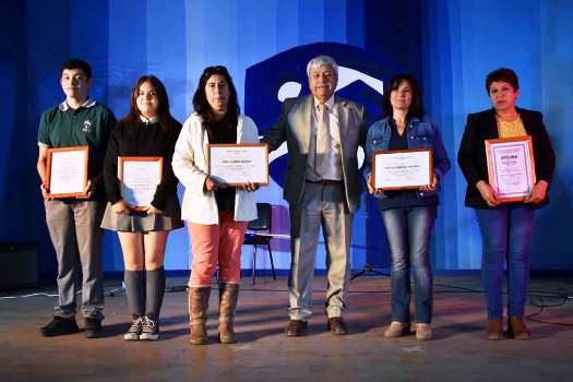 Ceremonia de premiación 2022 Liceo Bicentenario José Manuel Pinto Arias 28-03-2023 (11).jpg