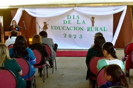 Día de la Educación Rural y Natalicio de Gabriela Mistral 10-04-2023 (31)